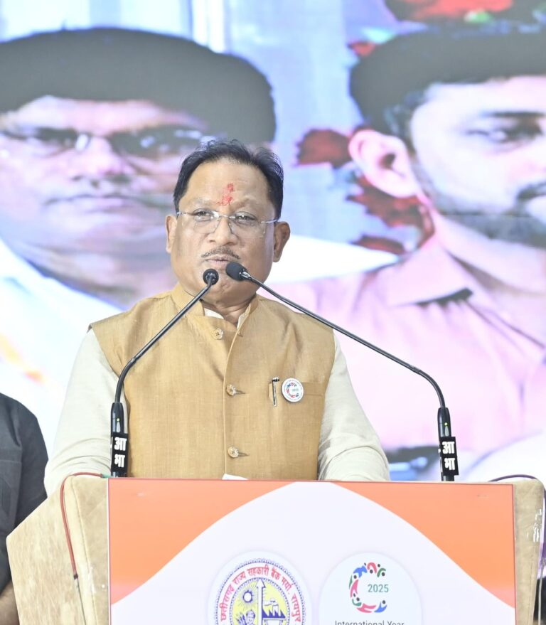 मुख्यमंत्री के हाथों मिलेगा श्रमिकों के 31 मेधावी बच्चों को 2-2 लाख की प्रोत्साहन राशि, निर्माण श्रमिकों के खाते में 19.71 करोड़ रूपए की राशि की जाएगी अंतरित, न्यू सर्किट हॉउस, रायपुर में 15 जून को होगा कार्यक्रम