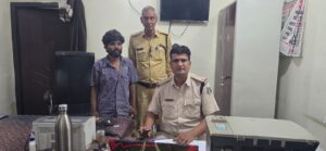 खिड़की के रास्ते घर में घुसकर बदमाश युवक ने किया महिला के साथ दुष्कर्म का प्रयास