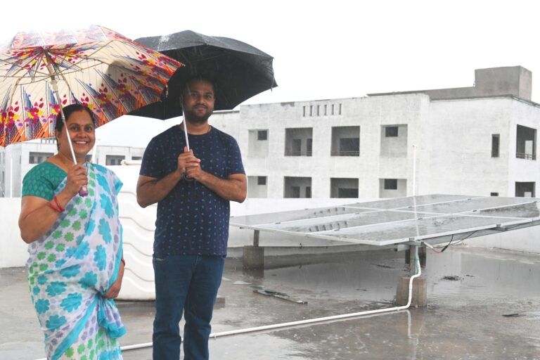 प्रधानमंत्री सूर्यघर मुफ्त बिजली योजना: सौर ऊर्जा से संवरते सपने, अंजली सिंह को मिली राहत, आधा हुआ बिजली बिल