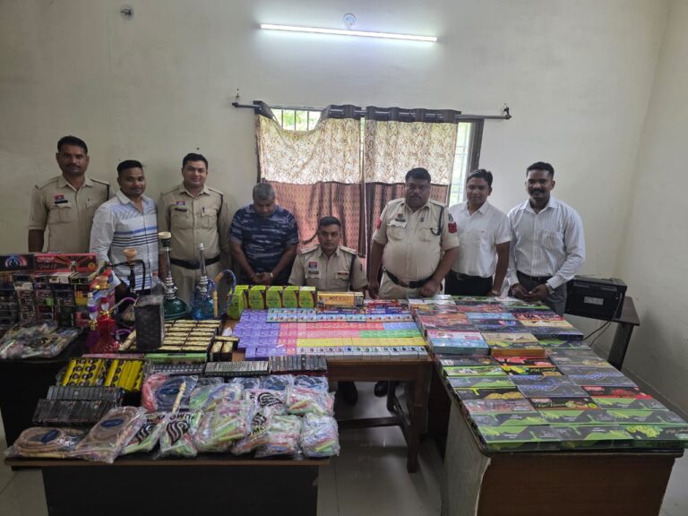 हुक्का फ्लेवर की अवैध बिक्री पर पुलिस का बड़ा प्रहार, कोटपा अधिनियम के तहत दो आरोपी गिरफ्तार