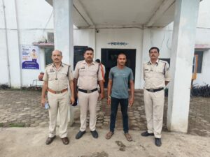 घर में घुस कर युवक ने किया ग्रामीण युवती का बलात्कार , आरोपी गिरफ्तार