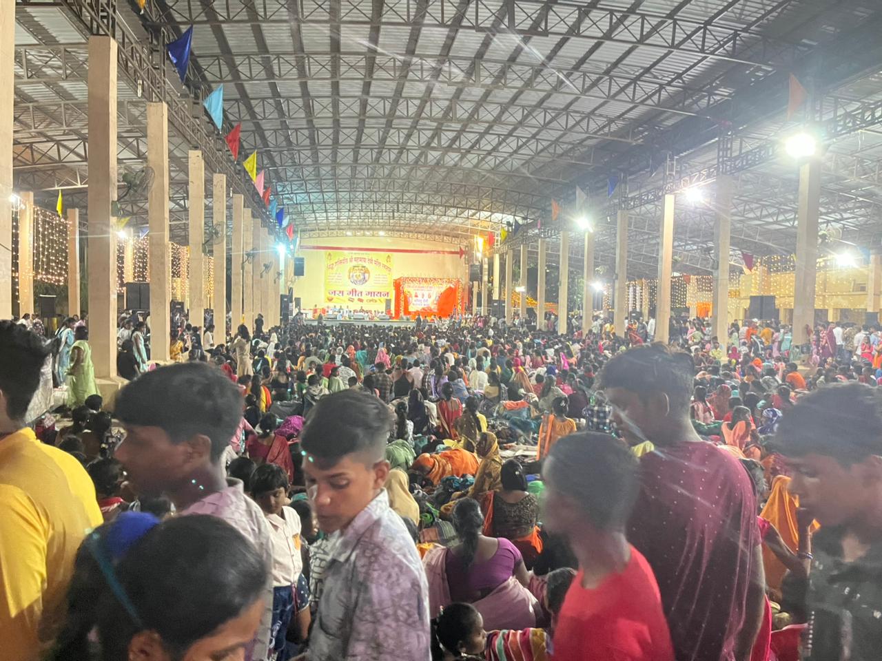 सप्तमी पर रतनपुर में लाखों श्रद्धालु पहुंचे महामाया दर्शन हेतु, पुलिस की चाक-चौबंद व्यवस्था