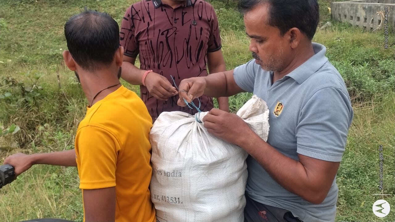 रतनपुर पुलिस ने शराब तस्करों को पकड़ा, 11 लीटर से अधिक अवैध शराब बरामद