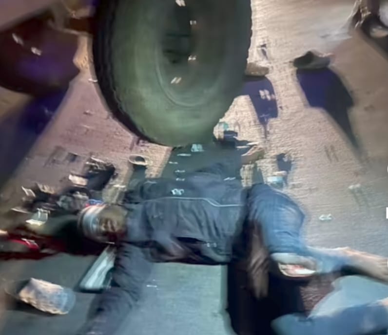 मस्तूरी में दर्दनाक सड़क हादसा: ट्रैक्टर की टक्कर से युवक की मौत, दो युवतियाँ गंभीर रूप से घायल