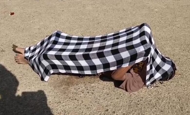 बड़ी बहन ने देर रात तक मोबाइल चलाने पर टोका तो छोटी बहन ने कर ली खुदकुशी