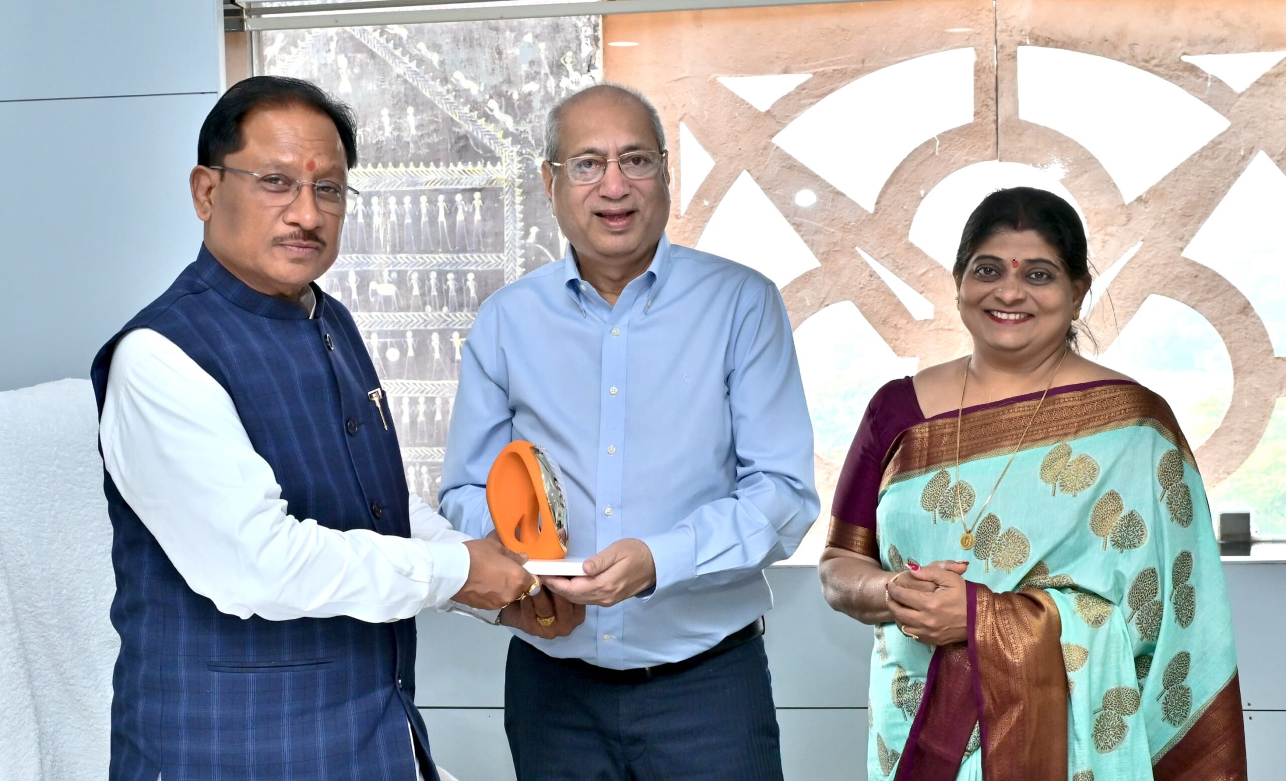 एडुसिटी नया रायपुर में नारसी मोंजी इंस्टीट्यूट ऑफ मैनेजमेंट स्टडीज के कैंपस खोलने का मिला प्रस्ताव