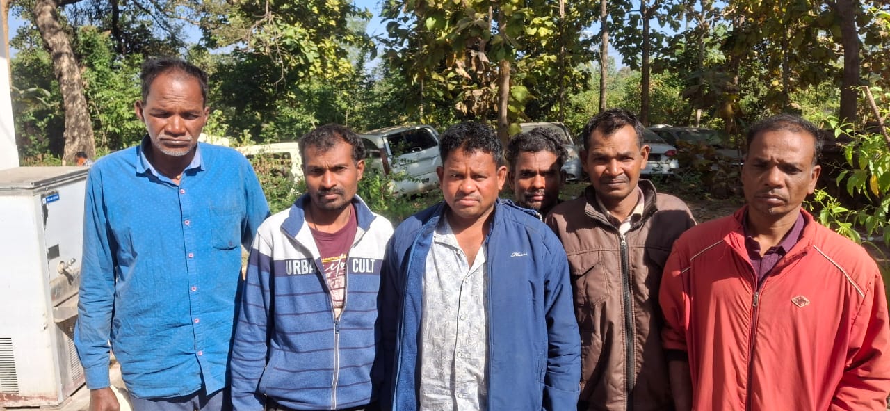 अवैध जुआ पर बेलगहना पुलिस की बड़ी कार्रवाई, 06 जुआरी गिरफ्तार