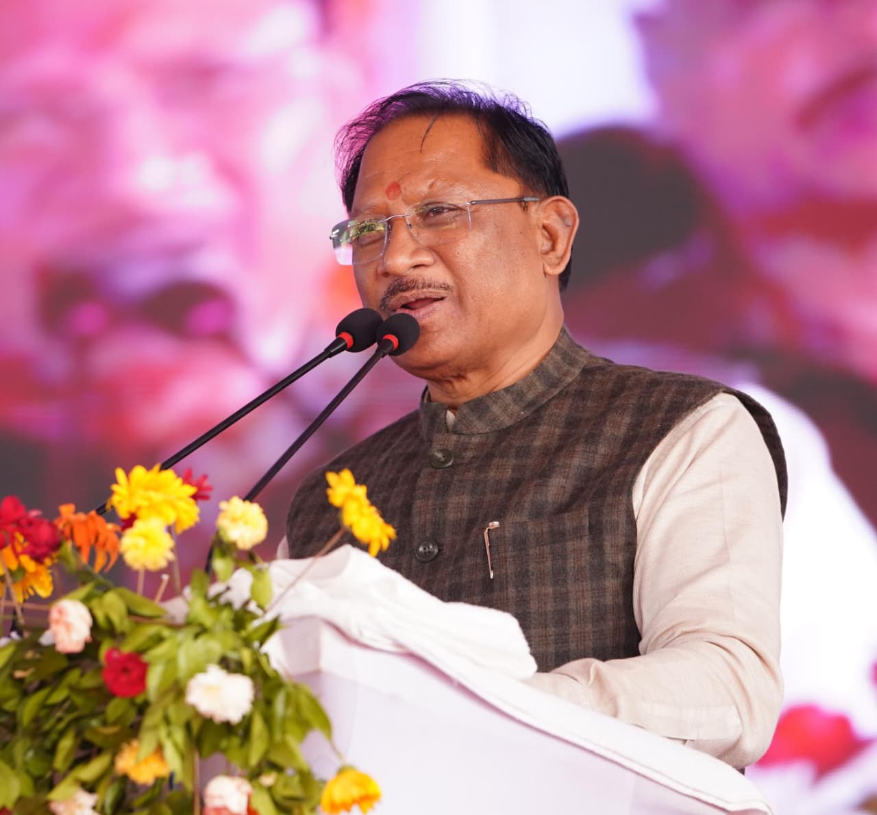 मुख्यमंत्री श्री साय ने ठाकुर प्यारेलाल सिंह की जयंती पर किया नमन