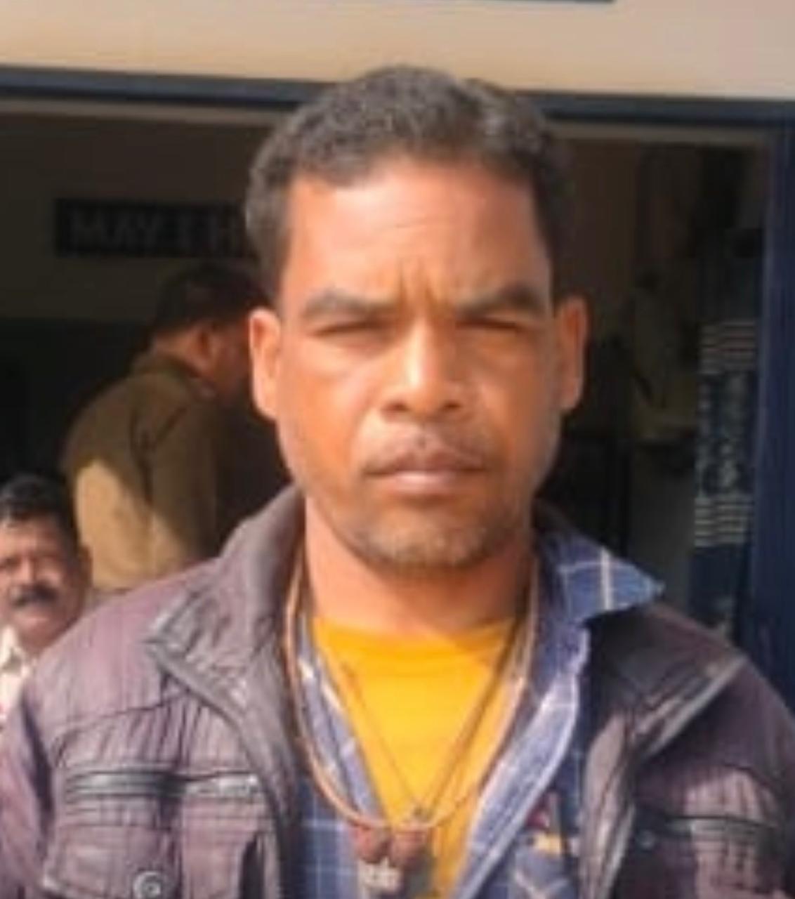 जबरन चंदा वसूली और मारपीट के मामले में आरोपी गिरफ्तार, फरार साथी की तलाश जारी