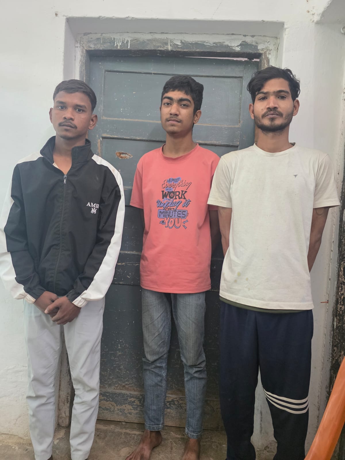 सरकंडा में असामाजिक तत्वों पर पुलिस की कार्रवाई, तीन युवक गिरफ्तार