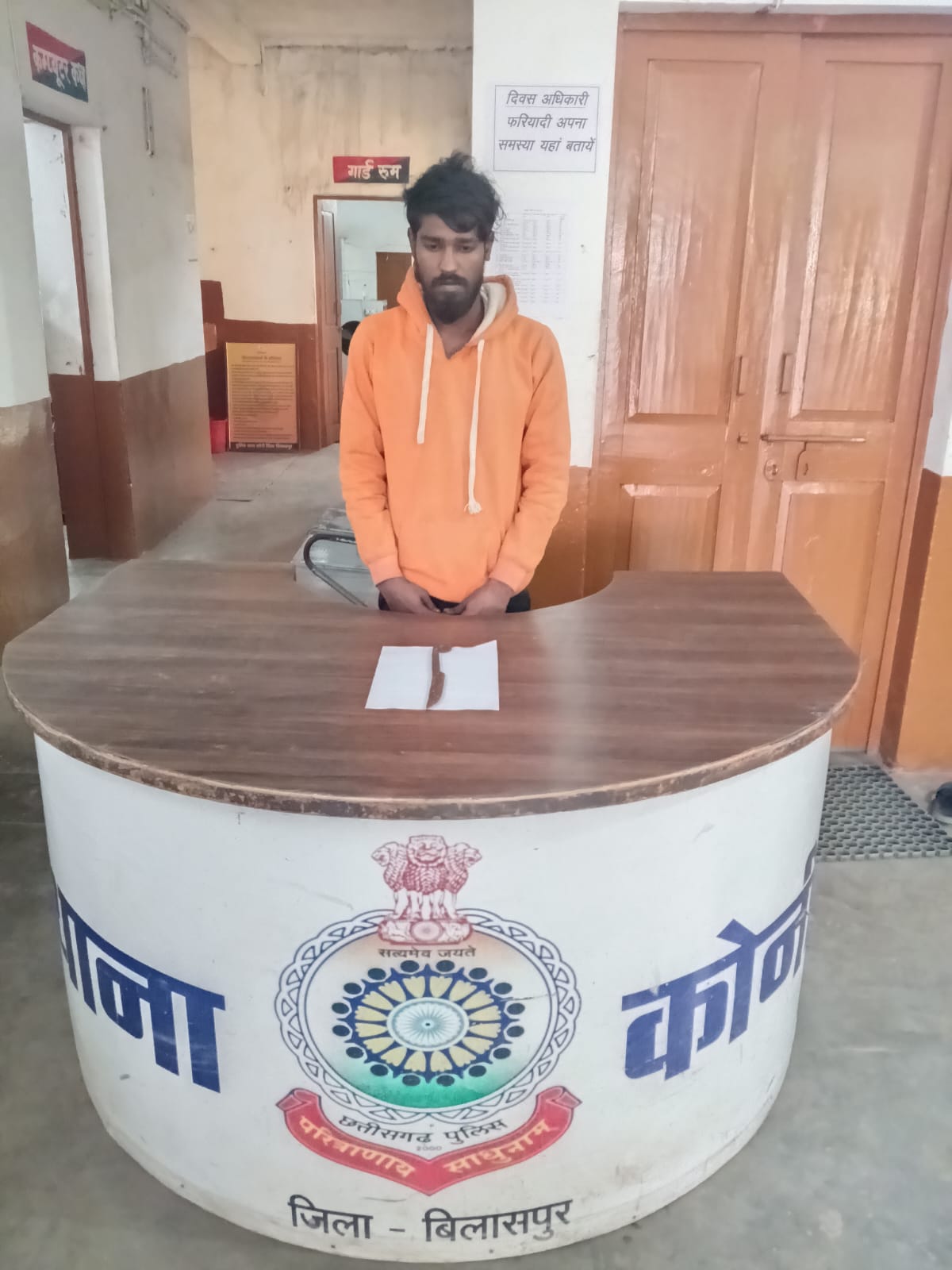 कोनी पुलिस की तत्पर कार्रवाई, चाकू लहराकर दहशत फैलाने वाला आरोपी गिरफ्तार