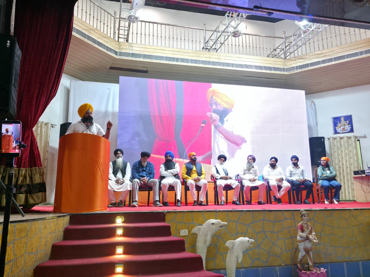 वीर बाल दिवस पर स्व. लखीराम अग्रवाल ऑडिटोरियम में साहिबजादों की अद्भुत शहादत को किया गया नमन