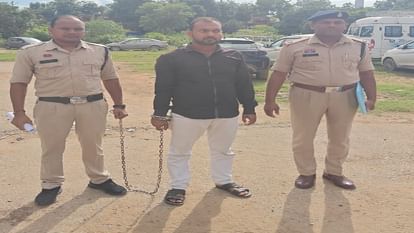 होटल में प्रेमिका की गला दबाकर हत्या, आरोपी शादी के दबाव से था तनाव में, कोरबा पुलिस ने कुछ ही घंटों में किया गिरफ्तार