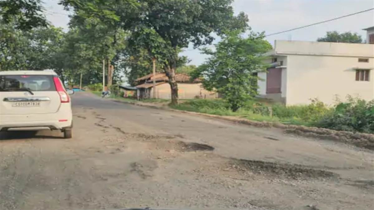 बिलासपुर जिले की केंदा–कारीआम सड़क बदहाल, मरम्मत कार्य से अस्थायी राहत की उम्मीद