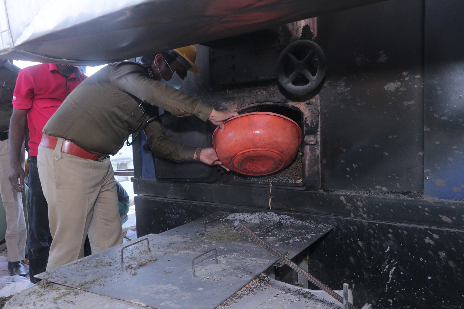 20.54 लाख रुपये की नशीली सामग्री का नष्टीकरण, मुंगेली पुलिस की नशे के विरुद्ध बड़ी कार्रवाई