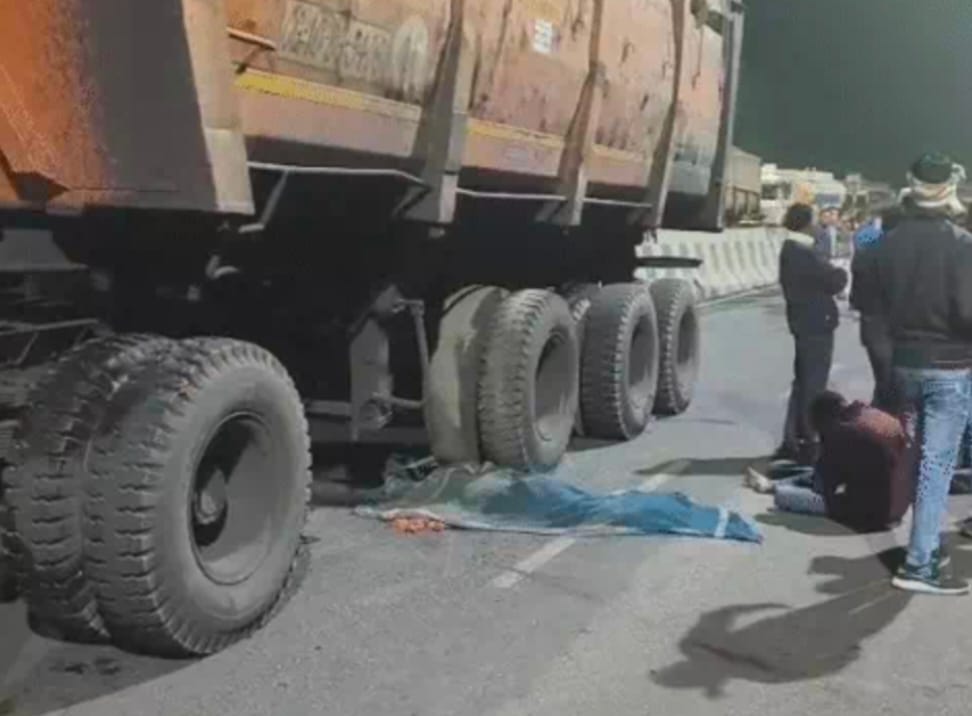 बिलासपुर–कोरबा नेशनल हाईवे पर तेज रफ्तार ट्रेलर की चपेट में मजदूर की मौत, 6 किमी तक लगा जाम