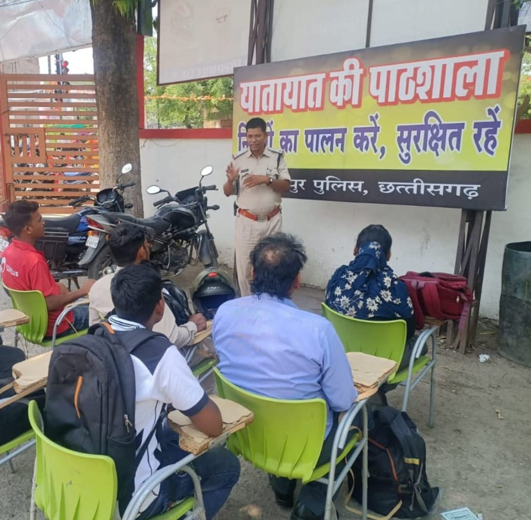 यातायात पुलिस बिलासपुर द्वारा लर्निंग लाइसेंस शिविर का आयोजन, HSRP नंबर प्लेट व वाहन बीमा की भी सुविधा