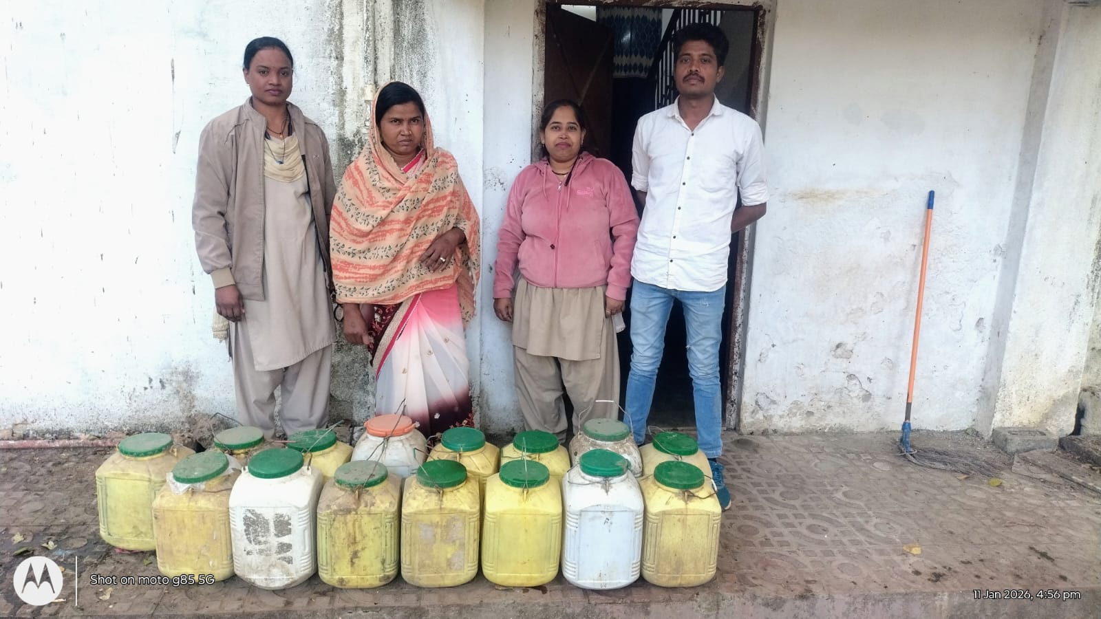 रतनपुर पुलिस की बड़ी कार्रवाई, 225 लीटर कच्ची महुआ शराब जप्त, महिला कोचिया गिरफ्तार