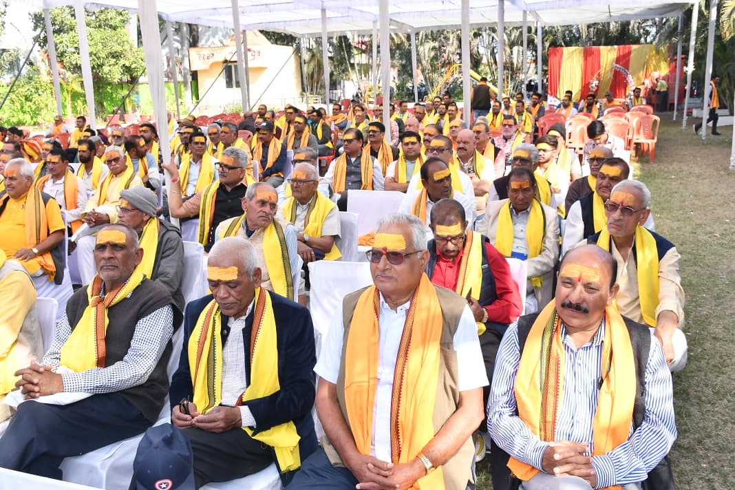 विप्र समागम एवं संक्रांति महोत्सवविप्र युवा मंच खारंग परिक्षेत्र छत्तीसगढ़ी सरयूपारीण ब्राह्मण समाज का ‘संक्रांति महोत्सव’ का सफल आयोजन, बिलासपुर के अशोक वाटिका में जुटे क्षेत्र के समस्त विप्र समाज।