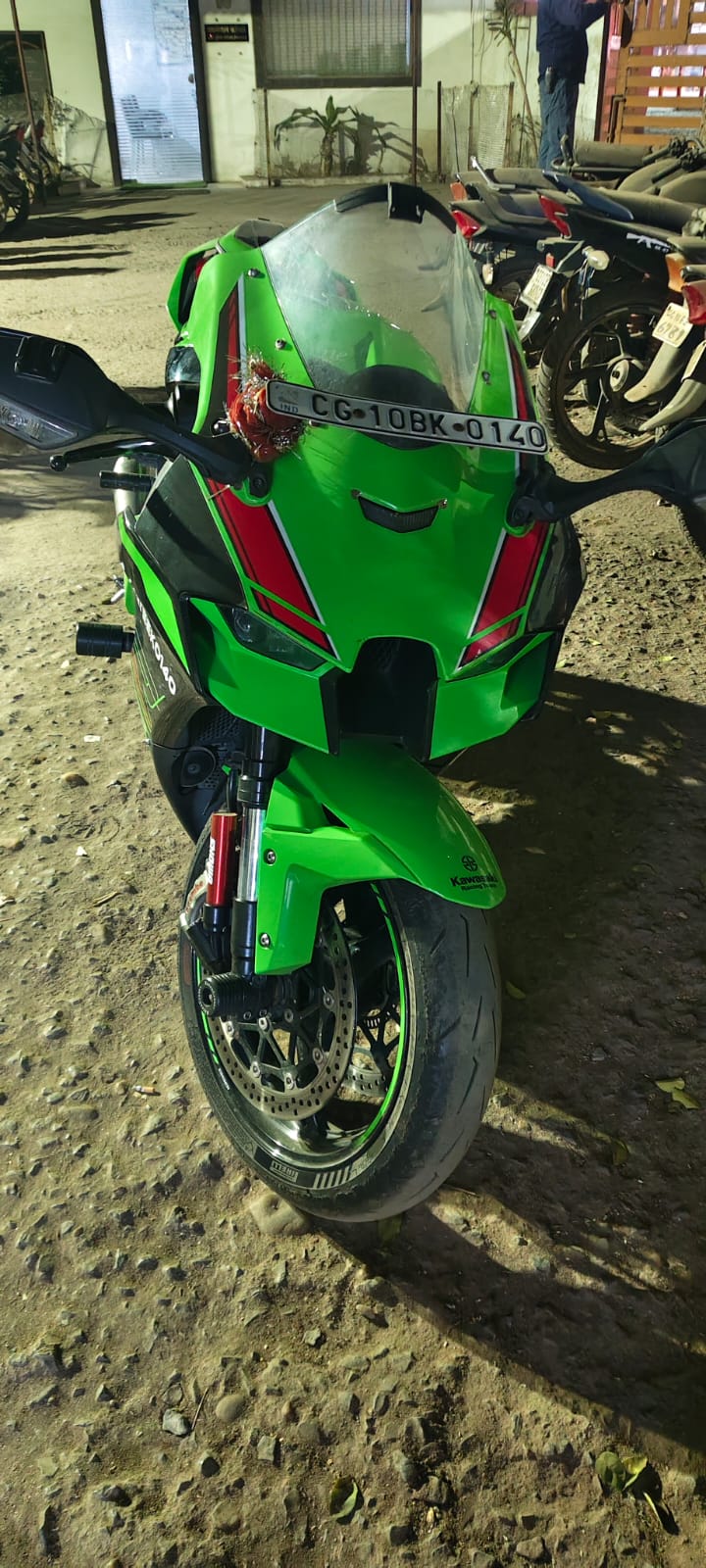 मॉडिफाइड साइलेंसर पर यातायात पुलिस की सख्ती, 10 हजार रुपये का जुर्माना