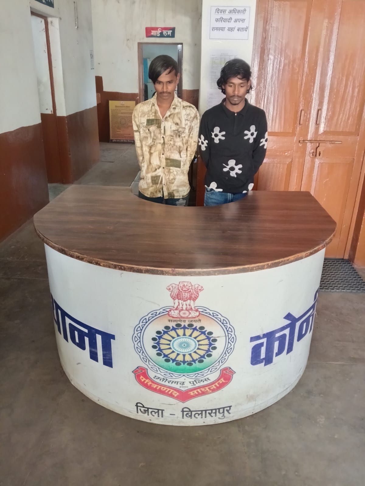 कोनी पुलिस की त्वरित कार्रवाई, लूट के फरार दोनों आरोपी गिरफ्तार, लूट की रकम में से 800 रुपये बरामद, तीनों आरोपी न्यायिक रिमांड पर