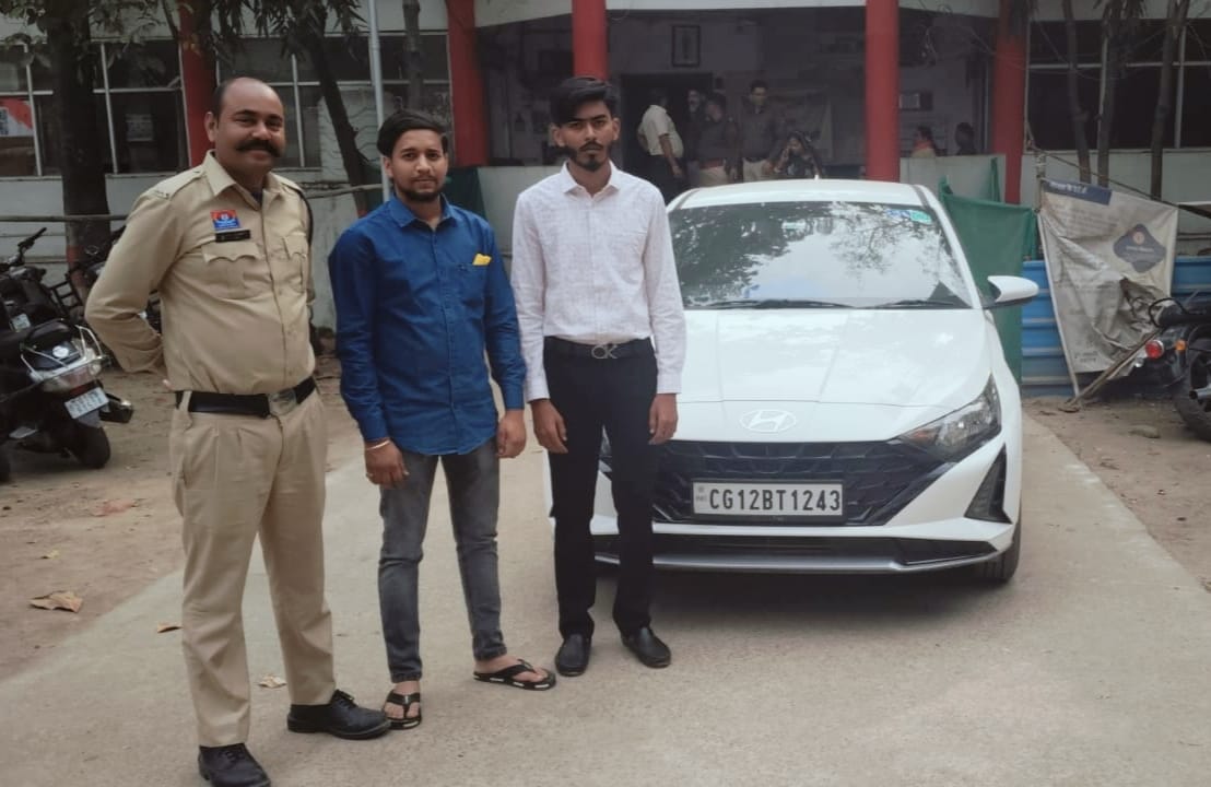 गांधी चौक रोड पर खतरनाक स्टंटबाजी, सिटी कोतवाली पुलिस की त्वरित कार्रवाई