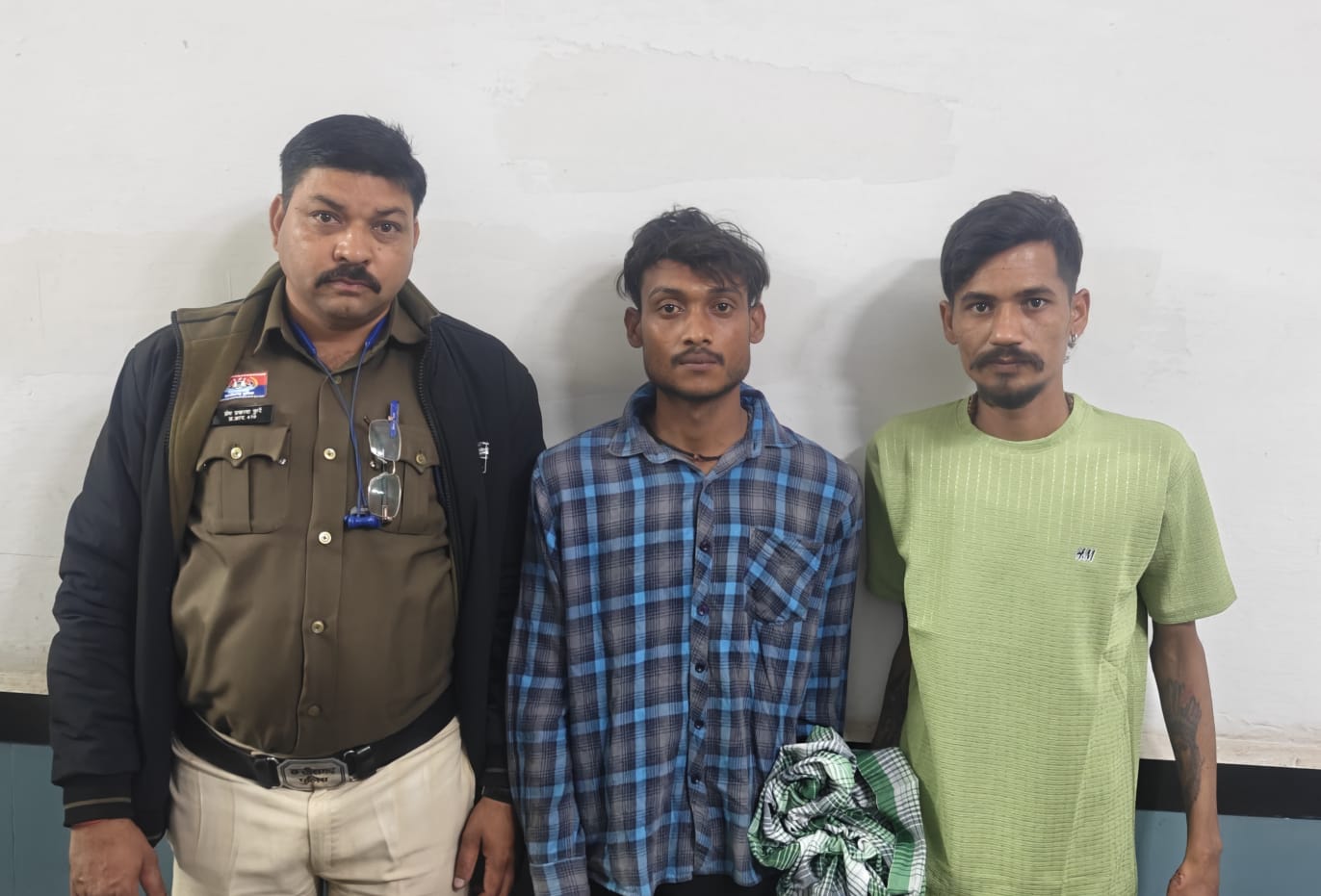 पचरी घाट डैम के पास हुई हत्या मामले में दोनो आरोपी गिरफ्तार, हिस्ट्रीशीटर द्वारा धमकी देने पर की थी हत्या