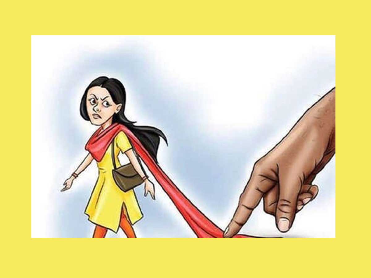 शिक्षा का मंदिर हुआ शर्मसार, शिक्षक पर ही लगा छात्रा के साथ छेड़छाड़ का आरोप