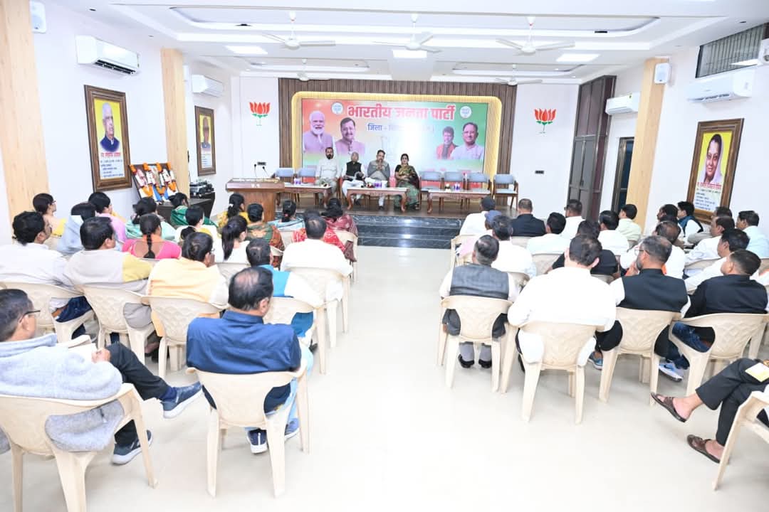 नगर विकास कार्यों में नहीं होगी धन की कमी : अमर अग्रवाल, नगर निगम की सामान्य सभा की बैठक को लेकर भाजपा पार्षद दल ने बनाई रणनीति