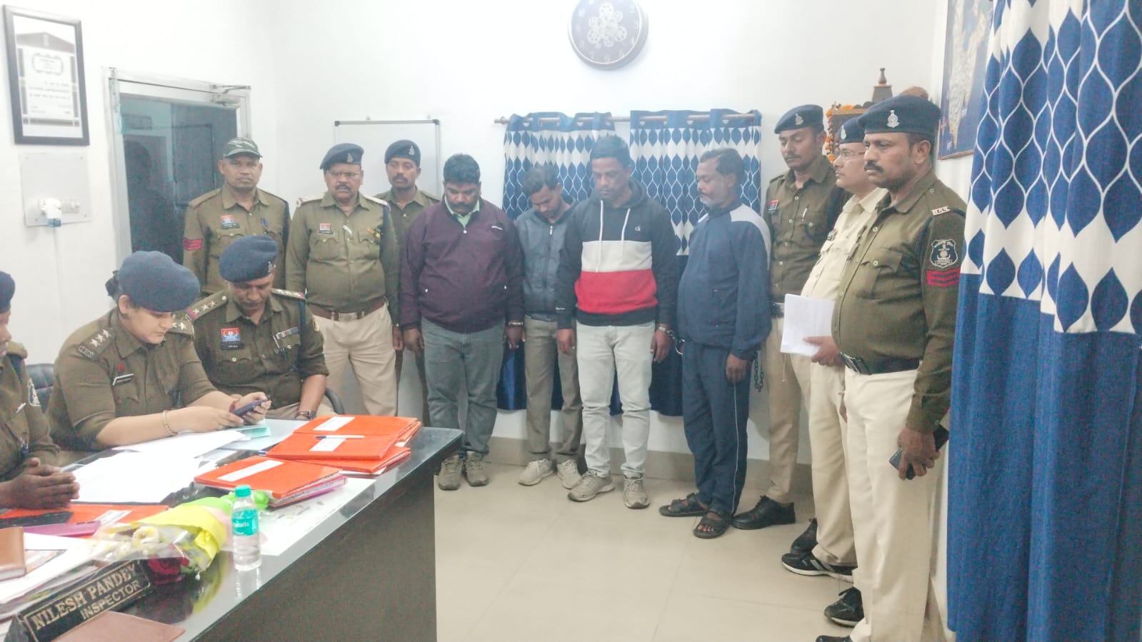 कार लूट की कहानी निकली ठगी और बदले की साजिश,तांत्रिक ने ठगे थे ढाई लाख, चार आरोपी गिरफ्तार