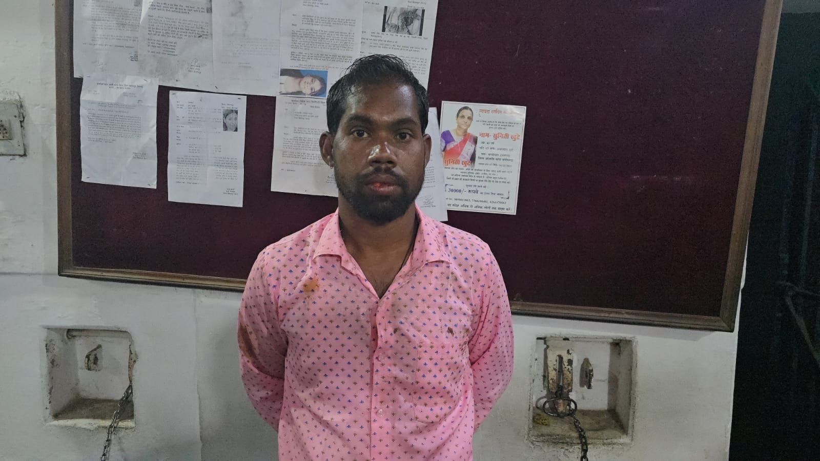 धारदार हथियार लहराकर दहशत फैलाने वाला युवक गिरफ्तार