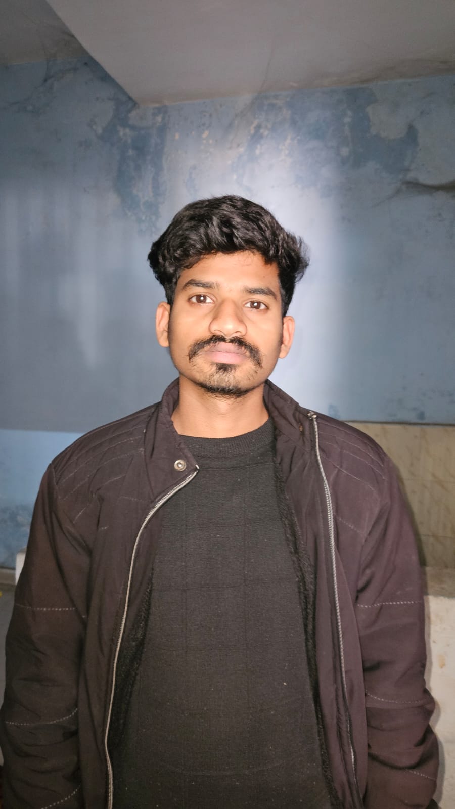 सोशल मीडिया पर निजी फोटो वायरल करने वाला आरोपी गिरफ्तार, जेल भेजा गया