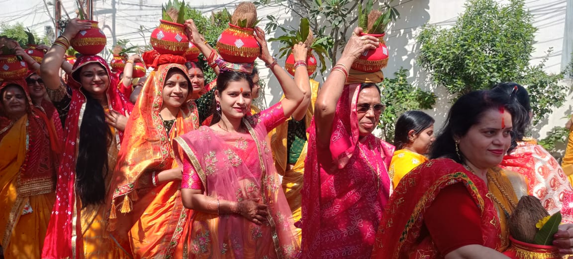 आशीर्वाद वैली में मंदिर प्राण-प्रतिष्ठा समारोह का शुभारंभ, भव्य कलश यात्रा निकली