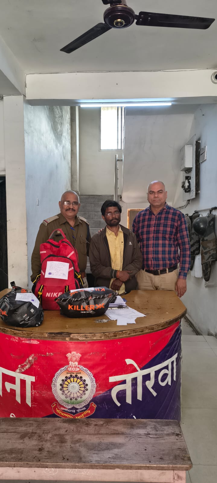 10 किलो गांजा के साथ अंतर्राज्यीय तस्कर गिरफ्तार, तोरवा पुलिस व एसीसीयू की संयुक्त कार्रवाई, बिहार निवासी आरोपी न्यायालय भेजा गया