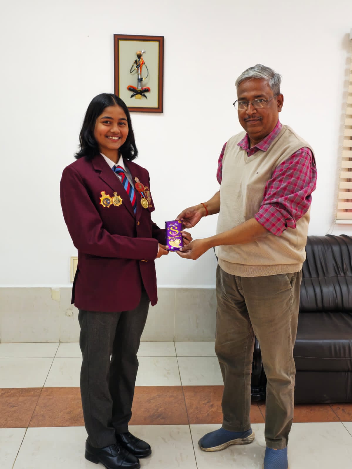 दक्षिण पूर्व मध्य रेलवे स्कूल नं 01 की छात्रा ने गणतंत्र दिवस परेड 2026 में किया गौरवपूर्ण प्रदर्शन, कर्तव्य पथ, नई दिल्ली में सहभागिता कर बढ़ाया रेलवे का मान, मंडल रेल प्रबंधक&nbsp; राकेश रंजन ने दी शुभकामनाएँ