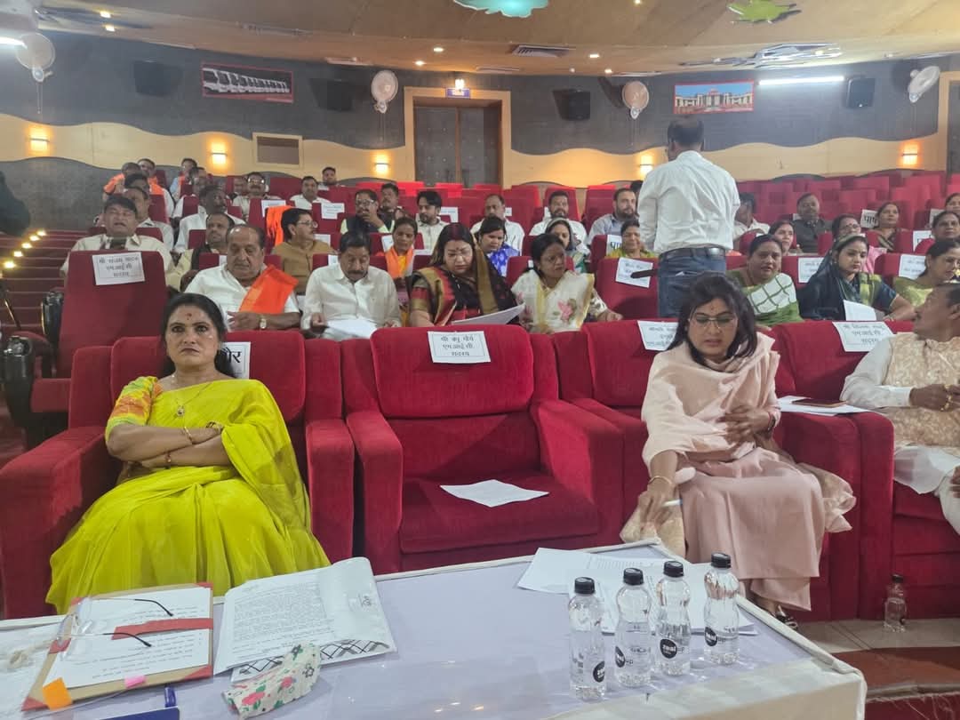 नगर निगम बिलासपुर की सामान्य सभा में पानी पर हंगामा, मेयर ने दिए सभी सवालों के जवाब