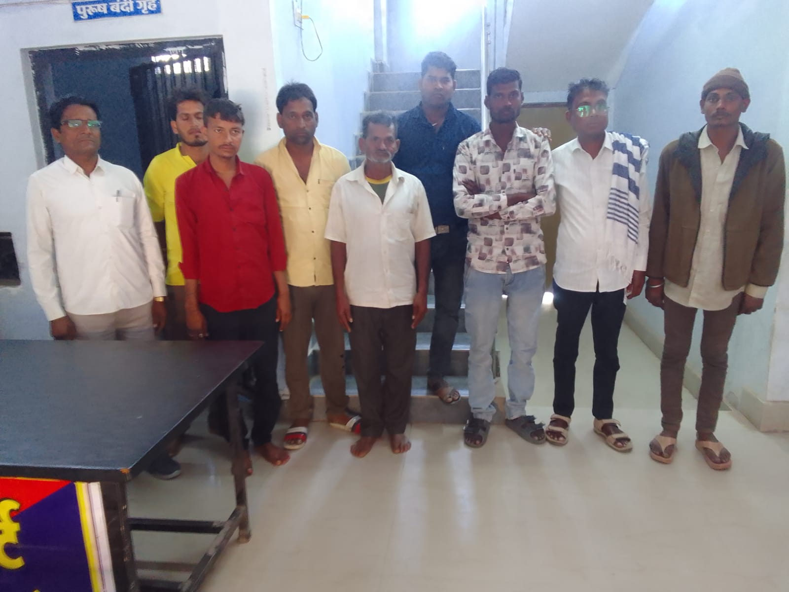 ऑपरेशन ‘बाज’ में बड़ी कार्रवाई: 41 स्थायी वारंटी गिरफ्तार, जेल ब्रेक आरोपी भी दबोचा