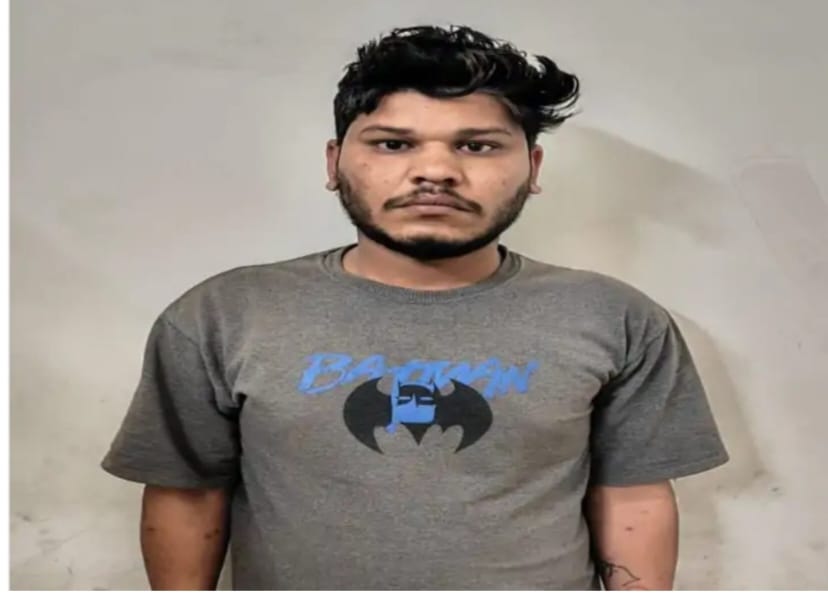 नौकरी दिलाने के नाम पर की ठगी , दुष्कर्म के बाद युवती का बनाया अश्लील वीडियो भी, कर रहा था ब्लैकमेल