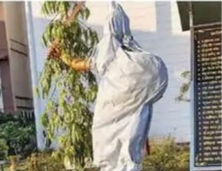 अटल बिहारी वाजपेयी विश्वविद्यालय में मूर्ति स्थापना के दौरान हादसा, लेबर घायल