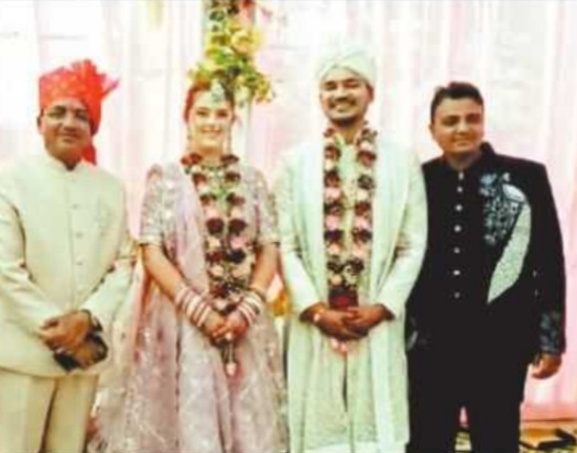 पेंड्रा के युवक के साथ अमेरिकन युवती ने रचाई शादी, अमरकंटक में भारतीय रीति-रिवाजों से संपन्न हुआ अंतरराष्ट्रीय विवाह