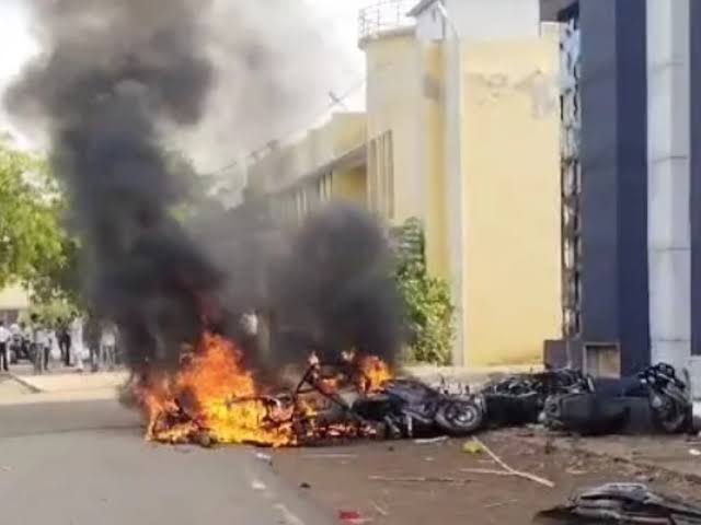 बलौदाबाजार हिंसा का मुख्य आरोपी फिर हुआ सक्रिय, भड़काऊ वीडियो पोस्ट कर माहौल बिगाड़ने का आरोप, पुलिस ने दर्ज किया केस