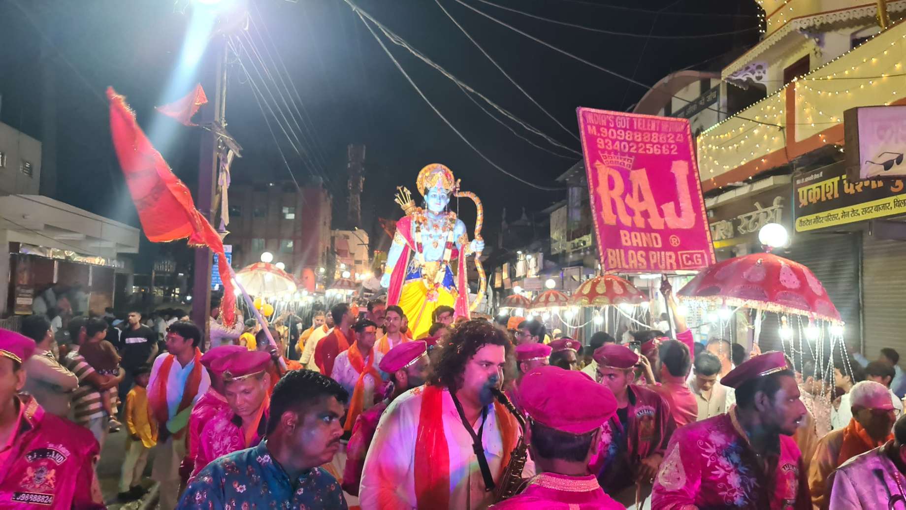 भगवामय हुआ बिलासपुर, भव्य शोभायात्रा के साथ हिंदू नववर्ष विक्रम संवत 2083 का स्वागत, 17 फीट के श्रीराम और जीवंत झांकियों ने मोहा मन