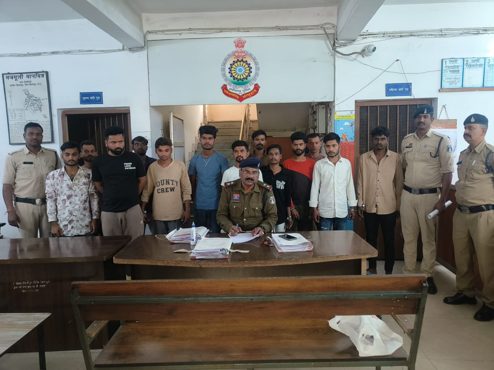 होली से पहले पुलिस की सख्ती: आर्म्स एक्ट व प्रतिबंधात्मक कार्रवाई में 26 आरोपी गिरफ्तार