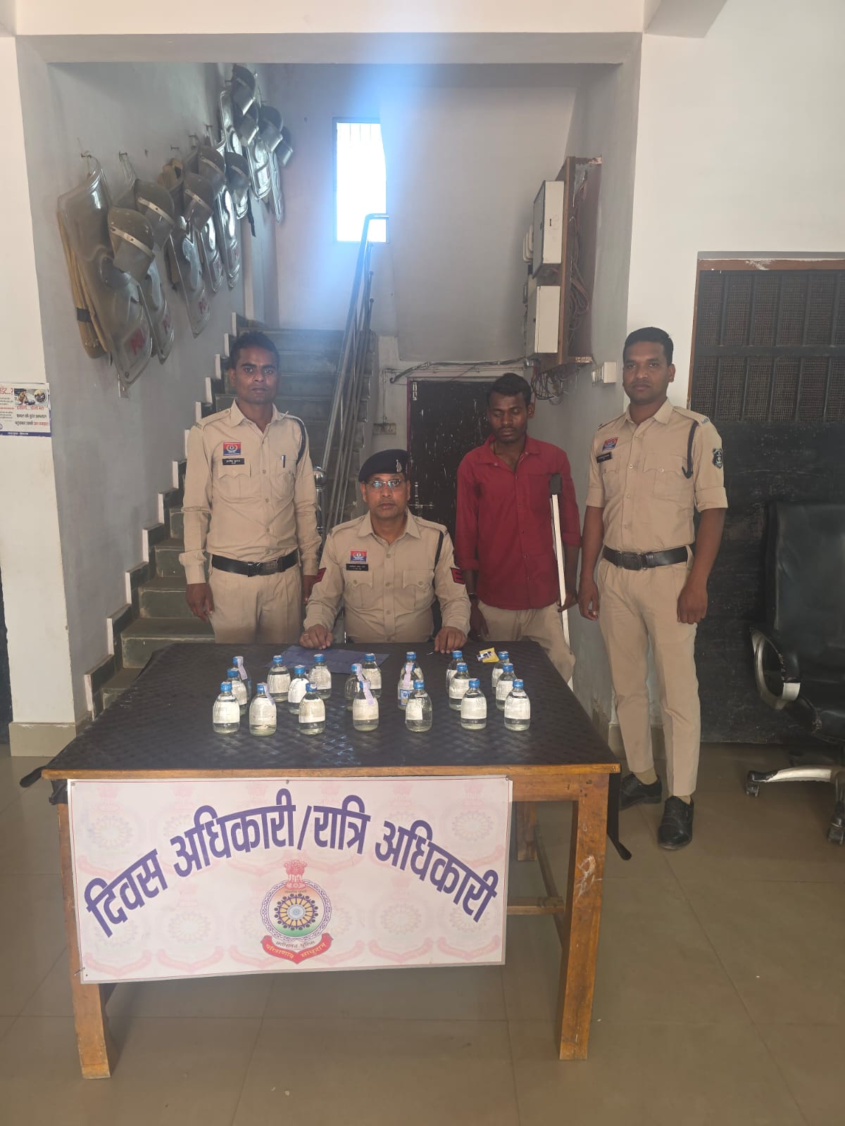 होली से पहले अवैध शराब पर पुलिस का प्रहार, चार आरोपी गिरफ्तार