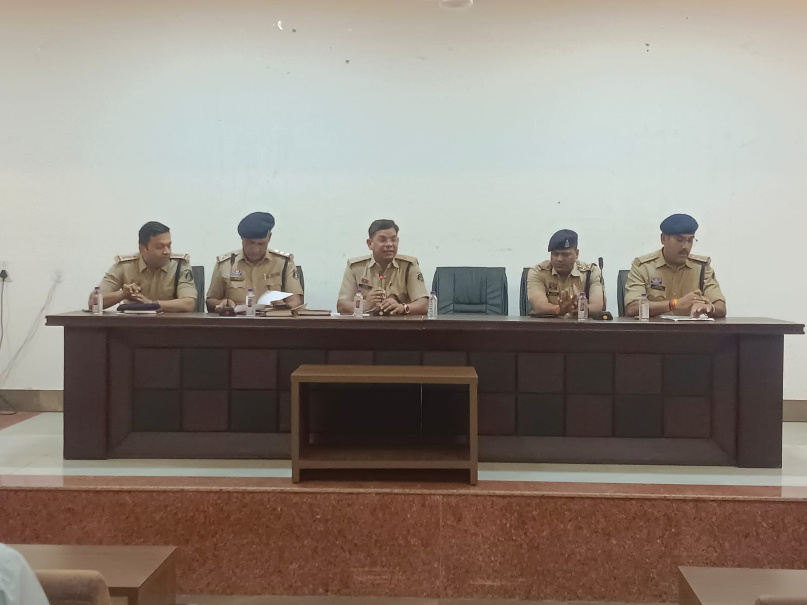 नेशनल हाईवे किनारे संचालित प्रतिष्ठानों के संचालकों की बैठक, सुरक्षा नियमों का पालन करने 7 दिन का अल्टीमेटम