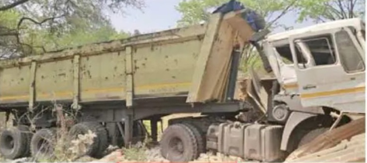 तेज रफ्तार ट्रेलर घर और दुकान में घुसा, युवक व महिला घायल; लाखों का नुकसान