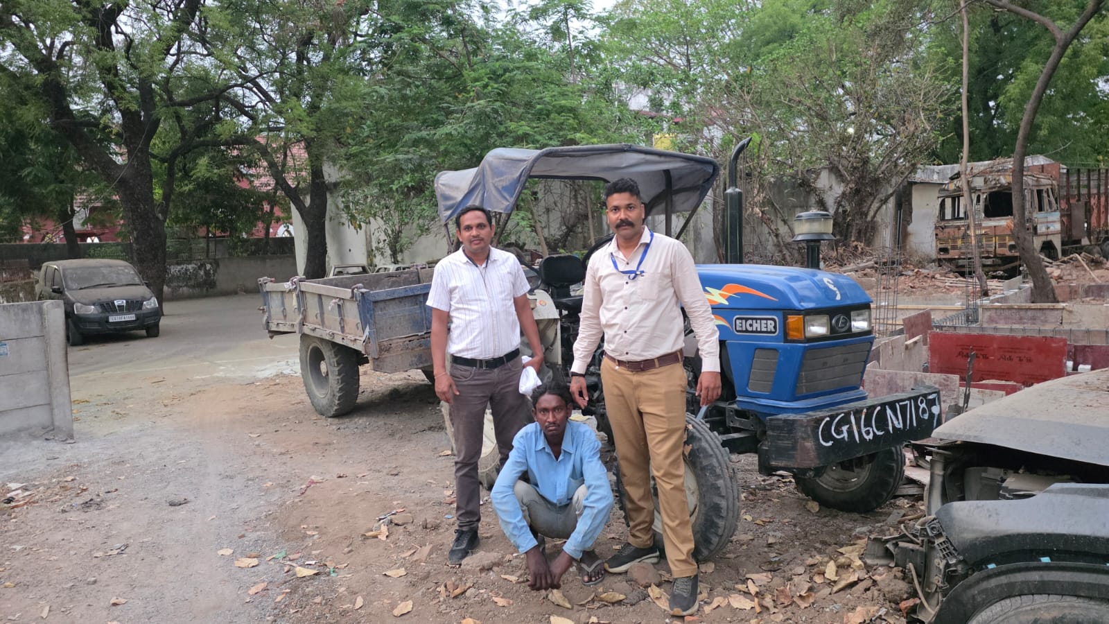 ट्रॉली समेत ट्रैक्टर चोरी करने वाला चोर पकड़ाया