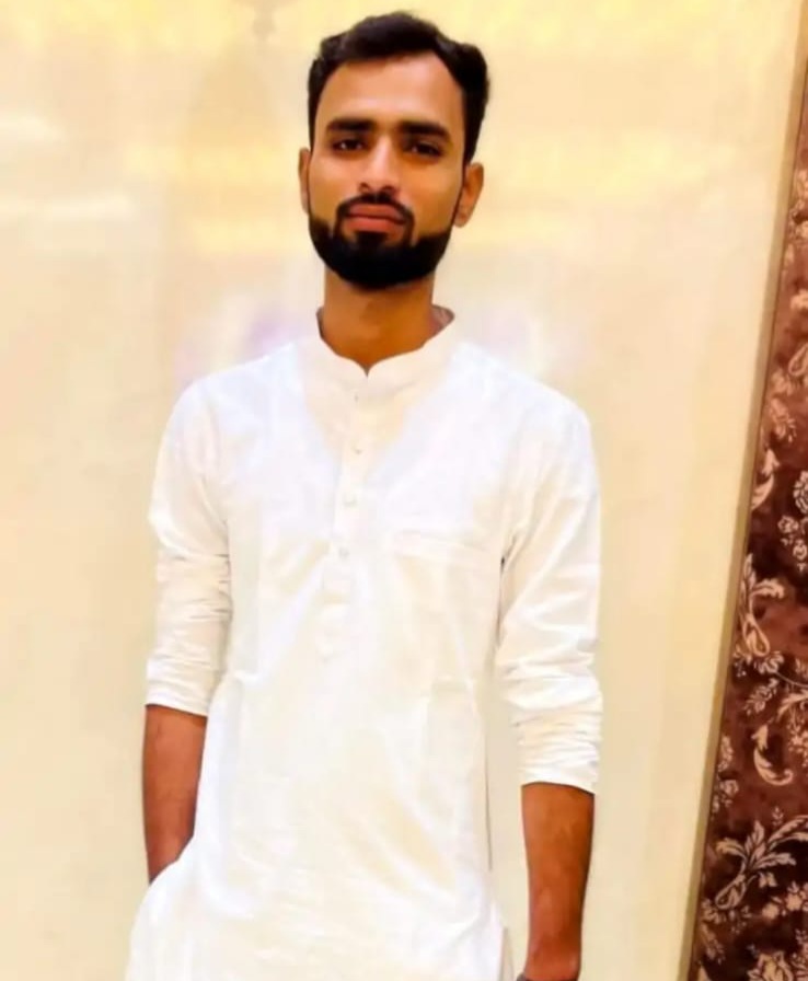 ड्रिंक एंड ड्राइव का मामला, देर रात शराब पीकर भटक रहे युवक की डिवाइडर से टकराकर मौत , तेज रफ्तार या फिर हादसे का कारण दोस्त की मोटरसाइकिल से टक्कर ?