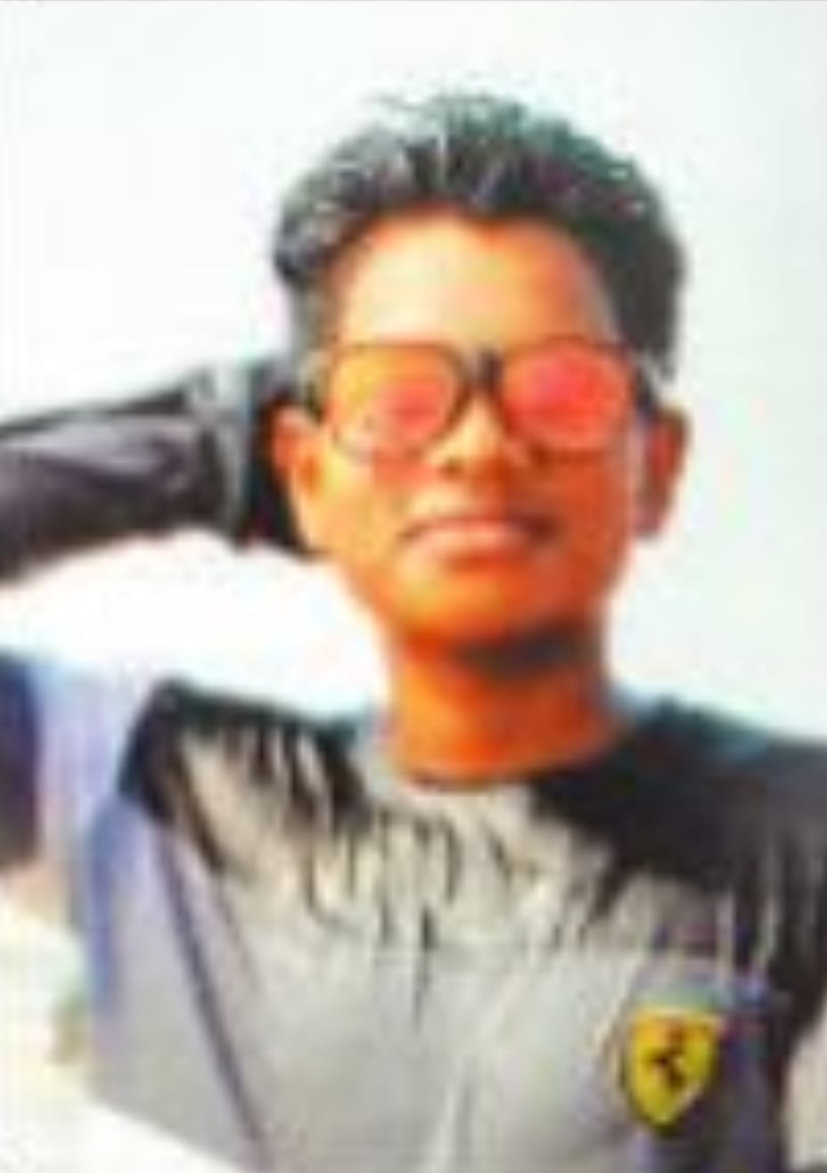 कक्षा बारहवीं के छात्र ने कमरे में लगाई फांसी