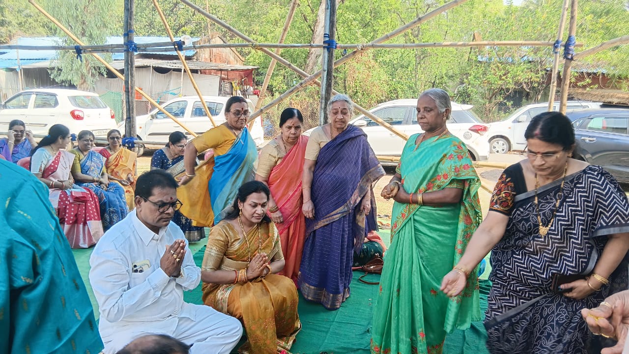 राटा पूजा के साथ श्री रामनवमी महोत्सव का शुभारंभ, यजमान वी. रामा राव ने सपत्नीक की पूजा-अर्चना